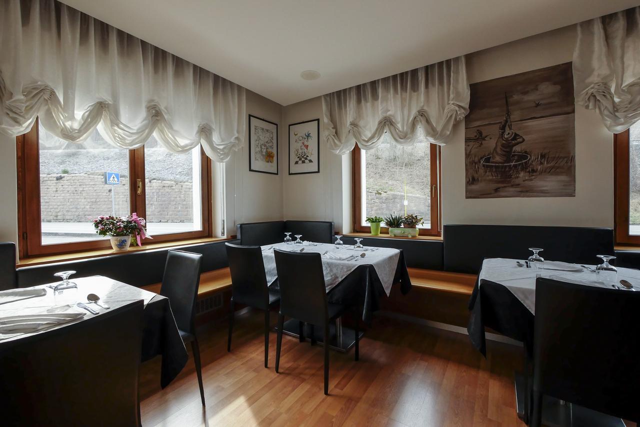 Albergo De March Farra d'Alpago Ngoại thất bức ảnh