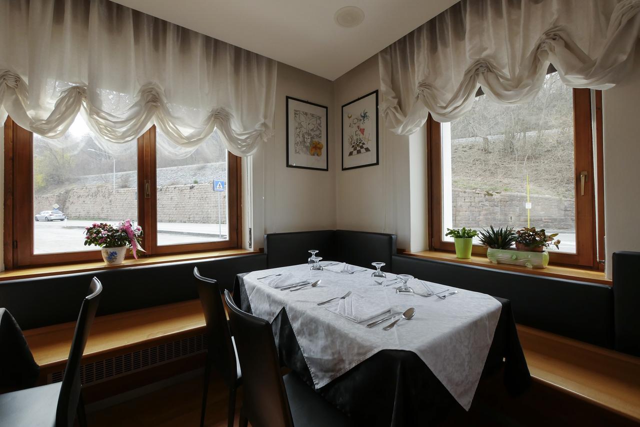 Albergo De March Farra d'Alpago Ngoại thất bức ảnh