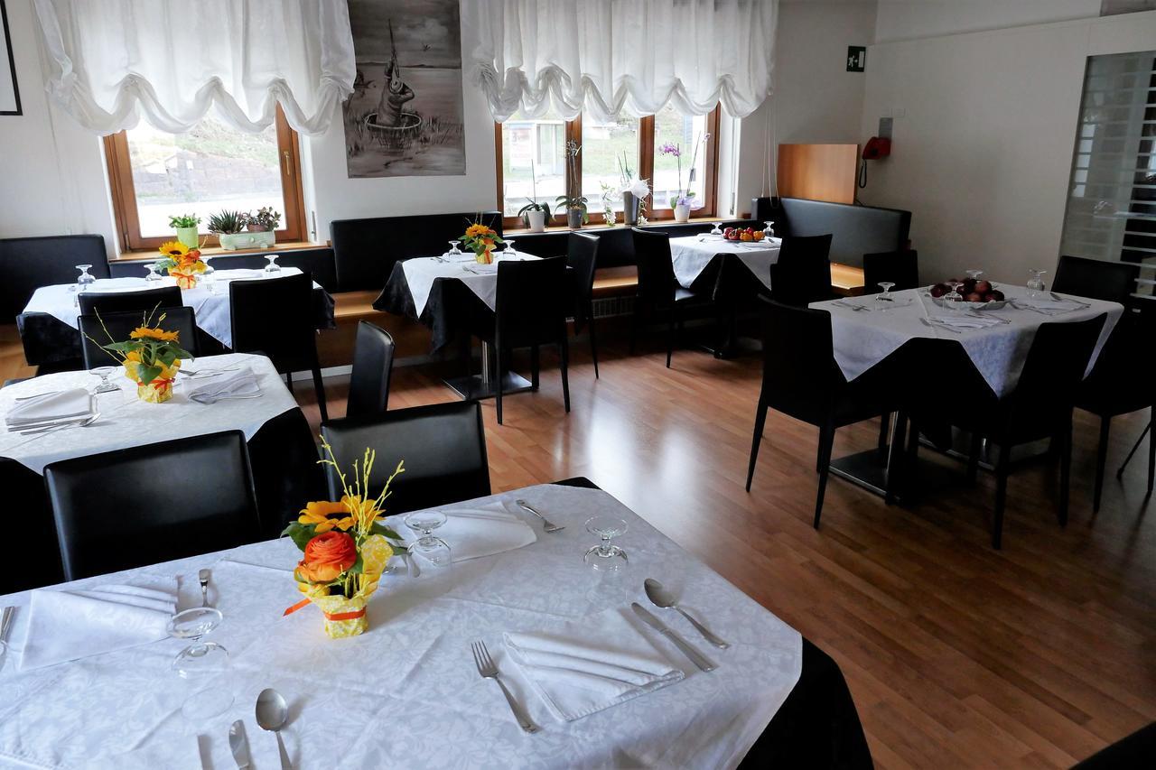Albergo De March Farra d'Alpago Ngoại thất bức ảnh